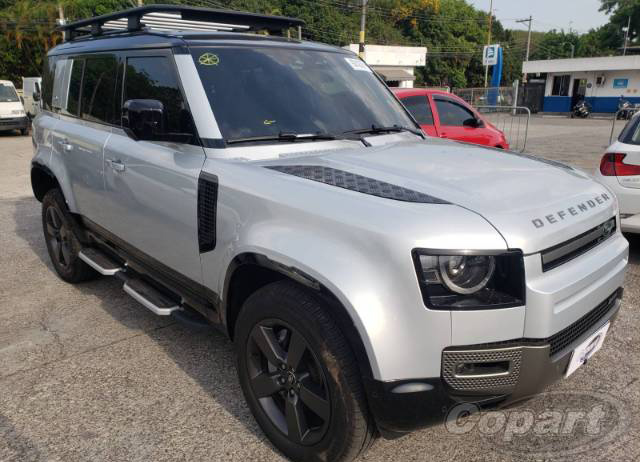 DEFENDER 110 D300 X-DYNAMIC HSE 3.0 I6 INGEN.TURBO 2023