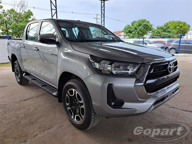 HILUX 2.8 D-4D TURBO DIESEL CD SRV 4X4 AUT 2023