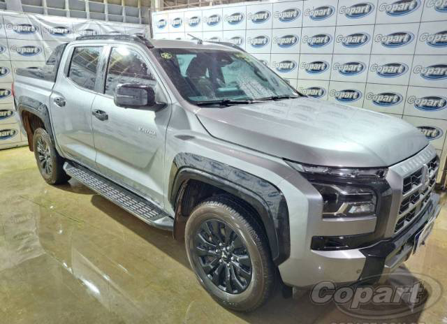 TRITON KATANA 2.4 16V SHP BITURBO 2026