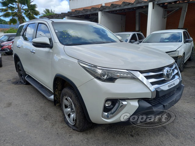 TOYOTA HILUX SW4 2.8 SRX 4X4 16V TURBO INTERCOOLER DIESEL AUT 2018