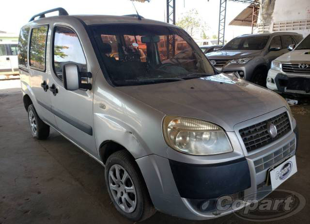 DOBLO ESSENCE 1.8 16V E.TORQ 2012